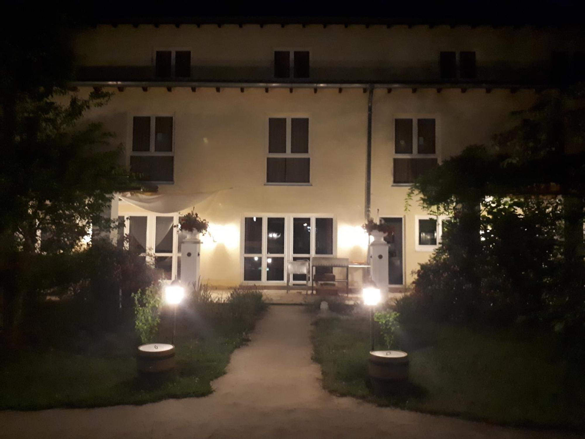 Mediterran Hotel Juwel Karlstein am Main Eksteriør bilde