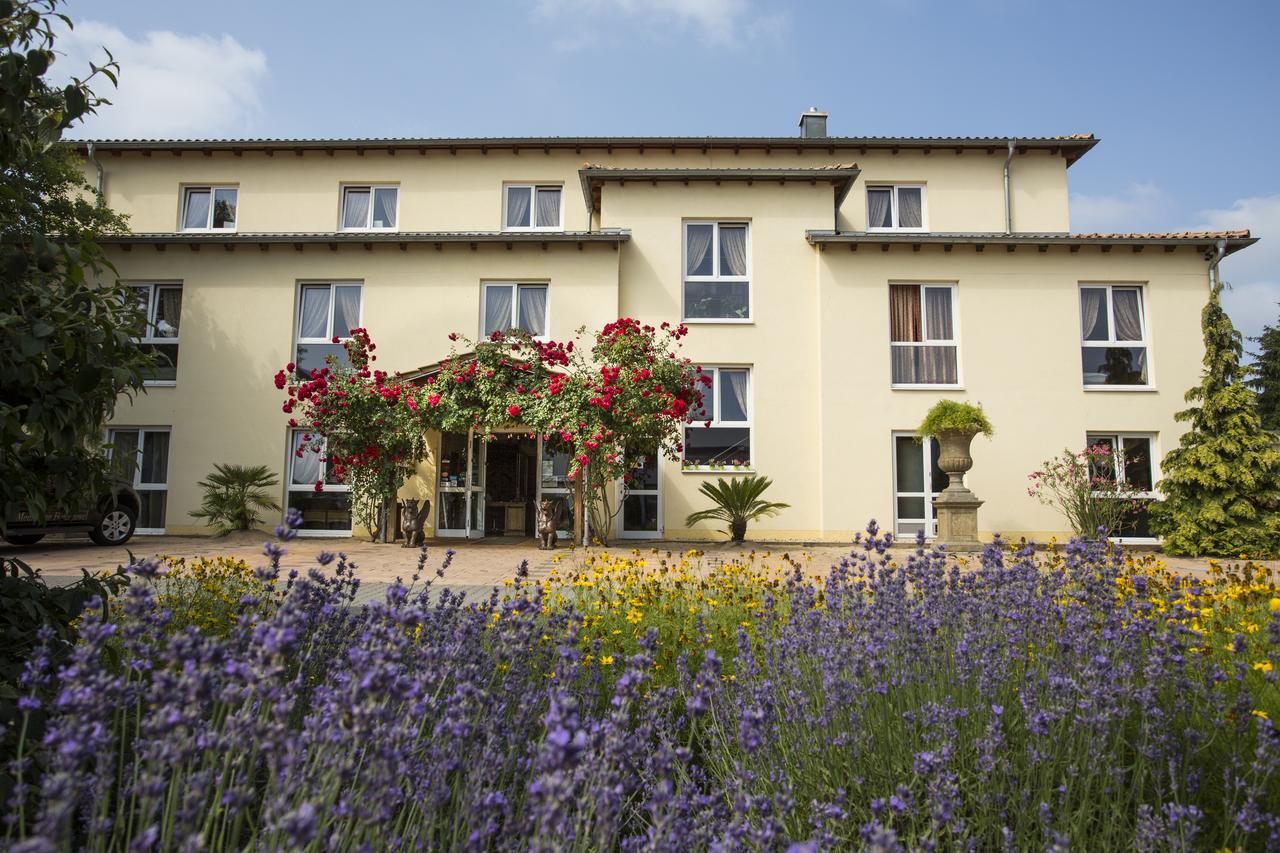 Mediterran Hotel Juwel Karlstein am Main Eksteriør bilde