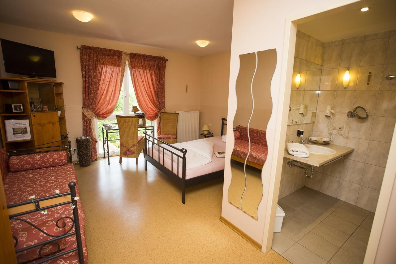 Mediterran Hotel Juwel Karlstein am Main Eksteriør bilde